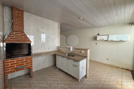 Casa à venda com 3 quartos, sendo 1 suíte, em Vila José Salem, Itapetininga, SP