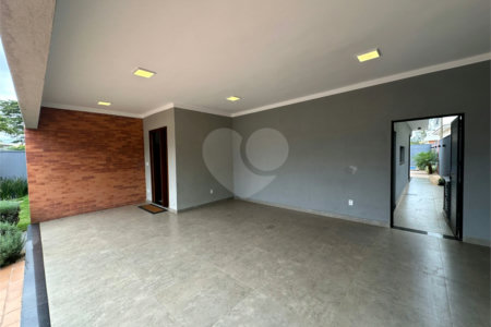 Apartamento Condomínio Montreal