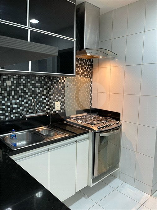 Apartamento à venda com 2 quartos no Centro, Rio de Janeiro, RJ