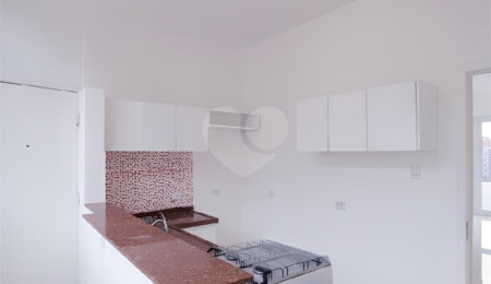 Apartamento à venda com 4 quartos, sendo 1 suíte,  em Perdizes, São Paulo, SP