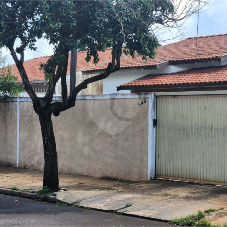 Casa à venda com 3 quartos, sendo 1 suíte, em Parque Laranjeiras, Araraquara, SP