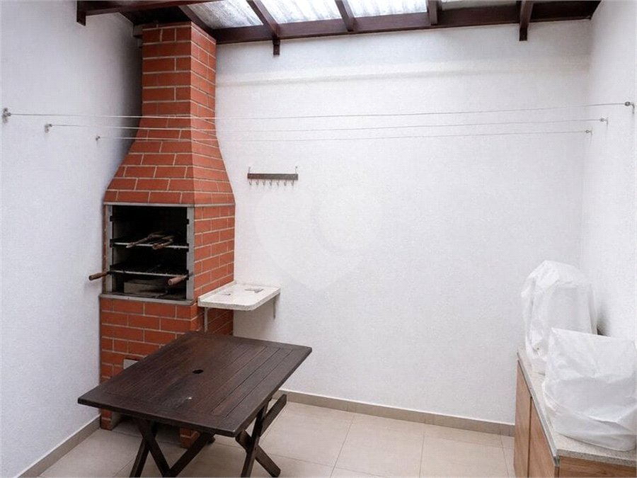 Casa de Vila à venda com 2 suítes em Chácara Belenzinho, São Paulo, SP