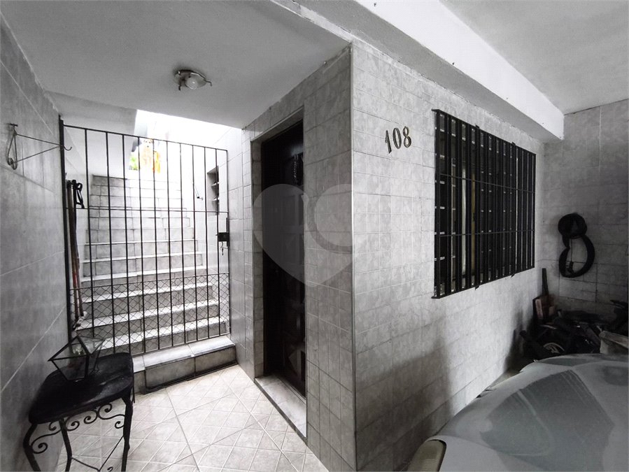 Sobrado à venda com 3 quartos no Brasilândia, São Paulo, SP