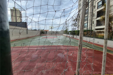 Apartamento à venda com 3 quartos, sendo 1 suíte, em Jardim Parque Morumbi, São Paulo, SP