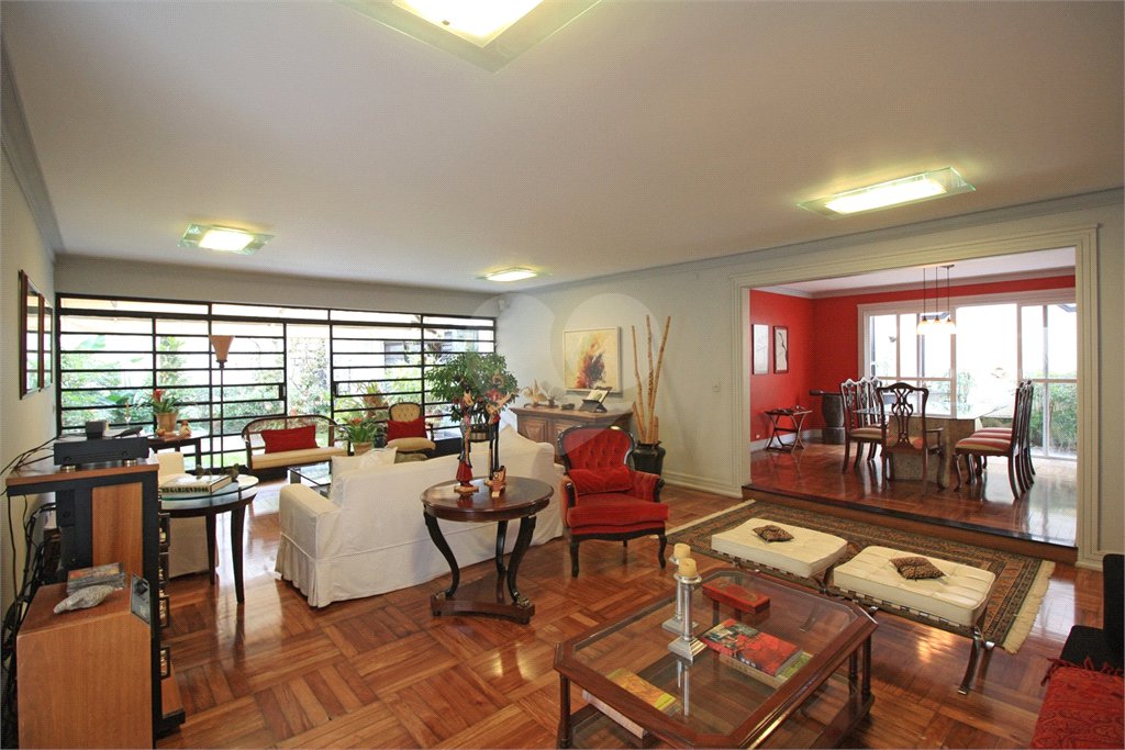 Sobrado à venda com 3 quartos, sendo 1 suíte, em Butantã, São Paulo, SP