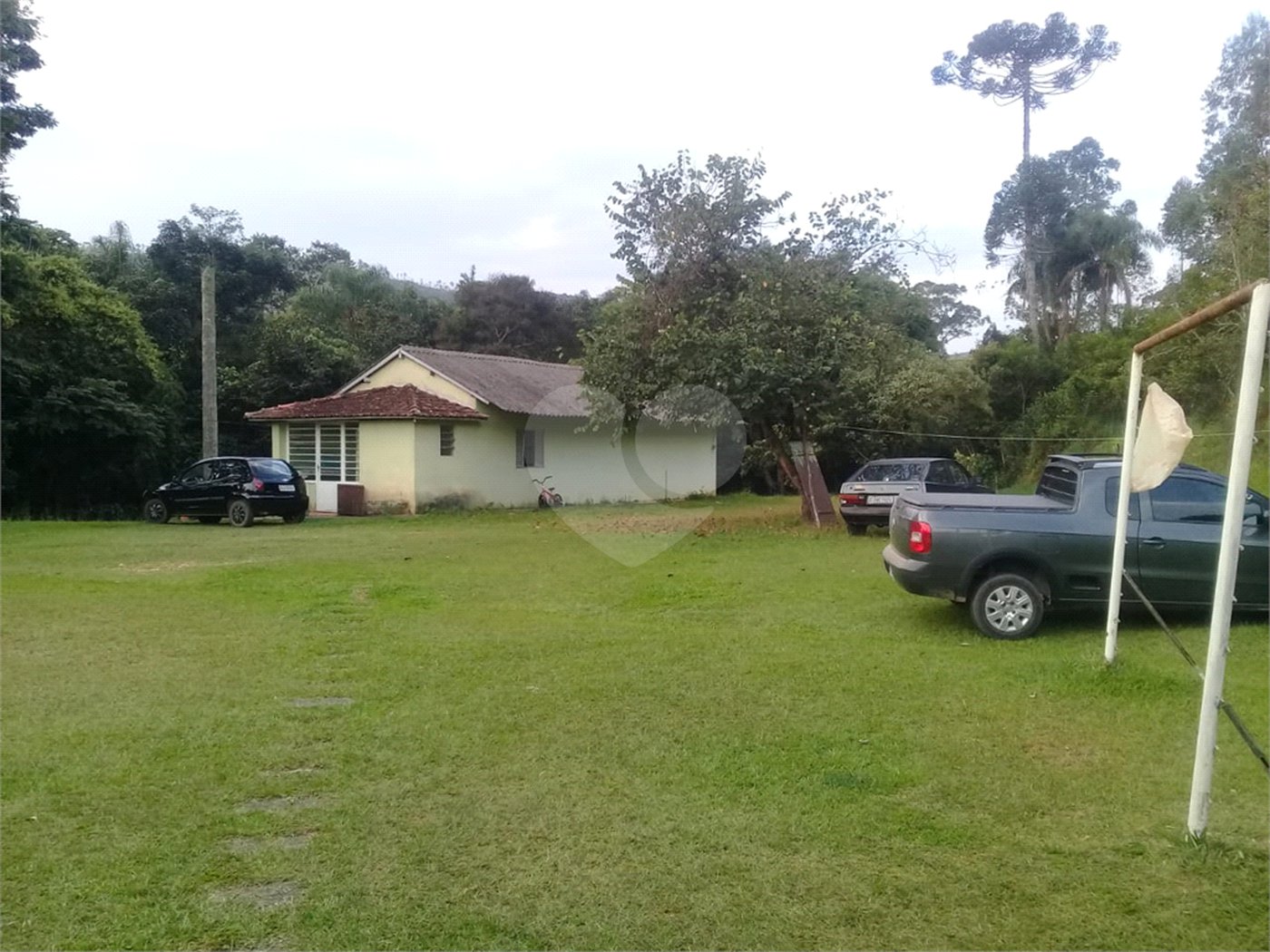 Casa à venda com 4 quartos, sendo 1 suíte, em Rio Acima, Mairiporã, SP
