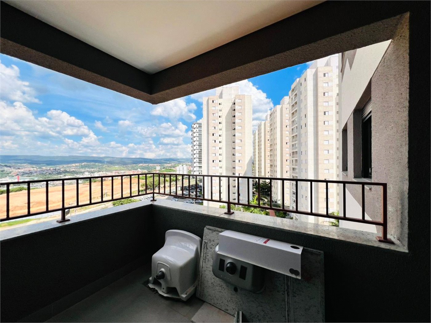 Apartamento para alugar com 2 suítes em Parque Morumbi, Votorantim, SP