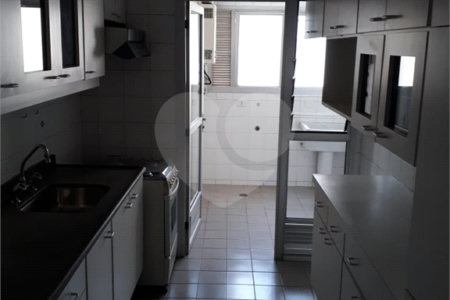 Apartamento à venda com 3 quartos, sendo 1 suíte, em Jardim Paulista, São Paulo, SP