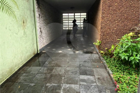 Casa à venda com 5 quartos, sendo 2 suítes, em Jabaquara, São Paulo, SP