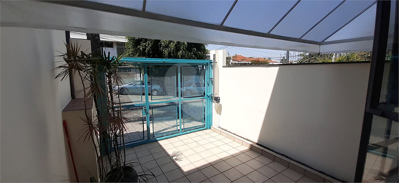 Casa à venda com 3 quartos, sendo 1 suíte,  em Planalto Paulista, São Paulo, SP