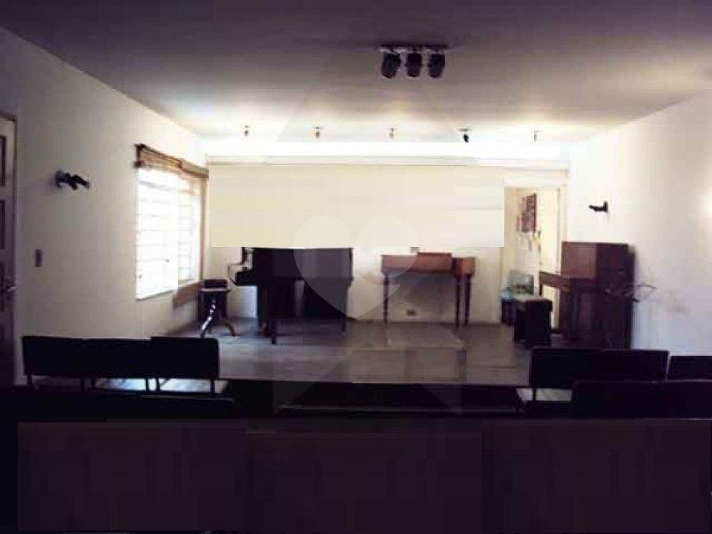 Sobrado à venda ou para alugar com 12 quartos em Vila Nova Conceição, São Paulo, SP