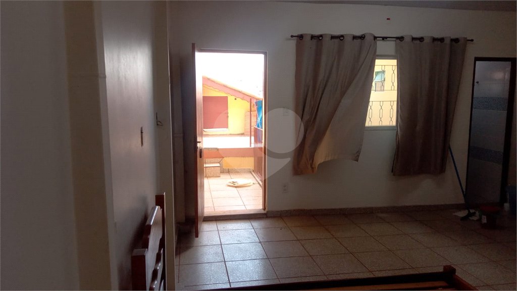 Casa à venda com 3 quartos, sendo 1 suíte, em Vila Medeiros, São Paulo, SP