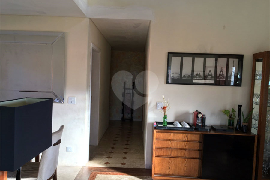 Casa à venda com 3 suítes no condomínio Suíça da Cantareira, Mairiporã - SP