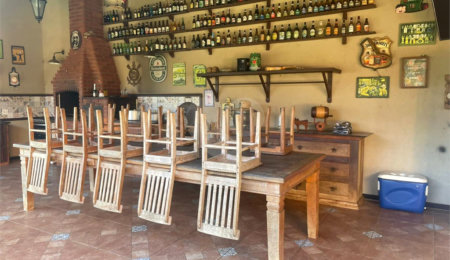 Chácara à venda com 3 suítes em Estância Conceição, Itapetininga, SP