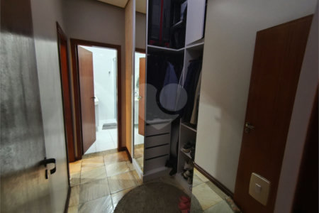 Casa à venda com 3 quartos, sendo 1 suíte,  em Vila Nastri, Itapetininga, SP