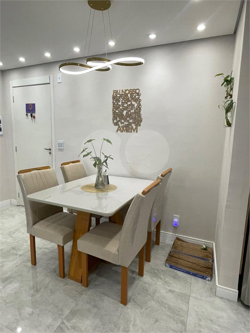 Apartamento à venda com 2 quartos em Parque Santa Rosa, Suzano, SP
