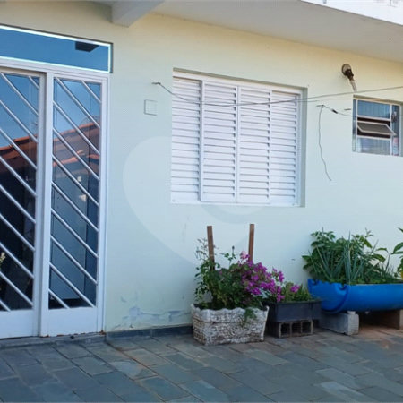 Casa à venda com 3 quartos, sendo 1 suíte, em Jardim Alvinópolis, Atibaia, SP