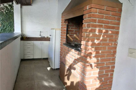 Casa à venda com 5 quartos, sendo 4 suítes, em Butantã, São Paulo, SP