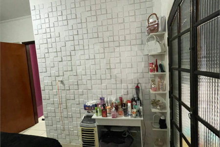 Casa à venda com 3 quartos, sendo 1 suíte, em Gopoúva, Guarulhos, SP