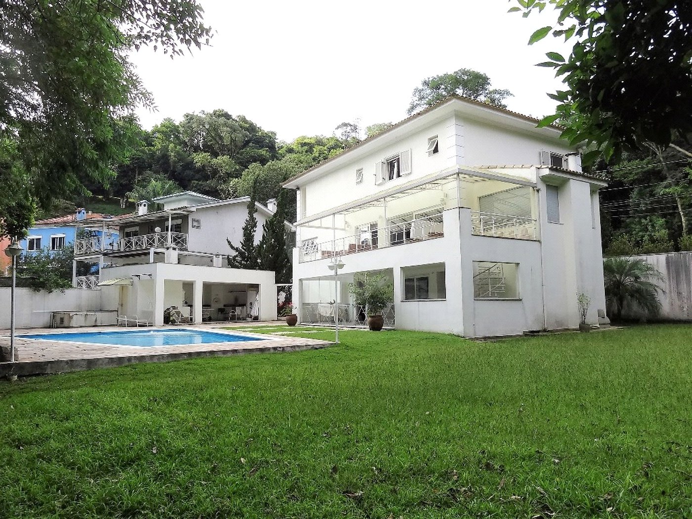 Casa à venda com 4 suítes no condomínio Residencial Jardim Itatinga, São Paulo - SP