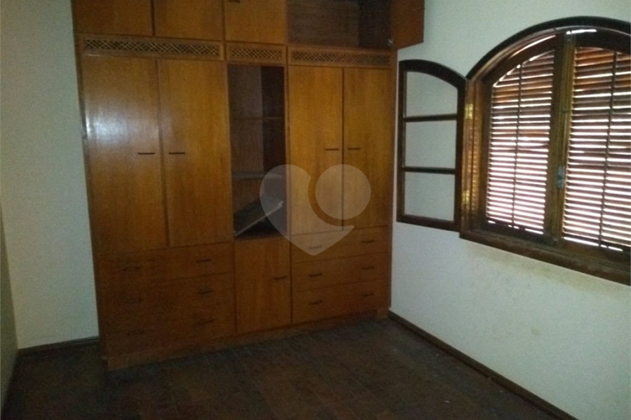 Sobrado à venda com 3 quartos, sendo 1 suíte, em Serra da Cantareira, Mairiporã, SP