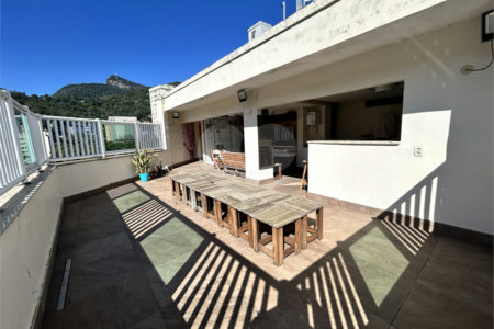Cobertura à venda com 4 quartos, sendo 1 suíte,  em Rio Comprido, Rio de Janeiro, RJ