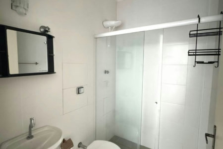 Apartamento com 2 dormitórios à venda, 70 m² por R$ 300.000,00 - Jardim Três Marias - Guarujá/SP