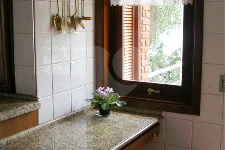 Casa de Vila à venda ou para alugar com 4 suítes em Guarapiranga, São Paulo, SP