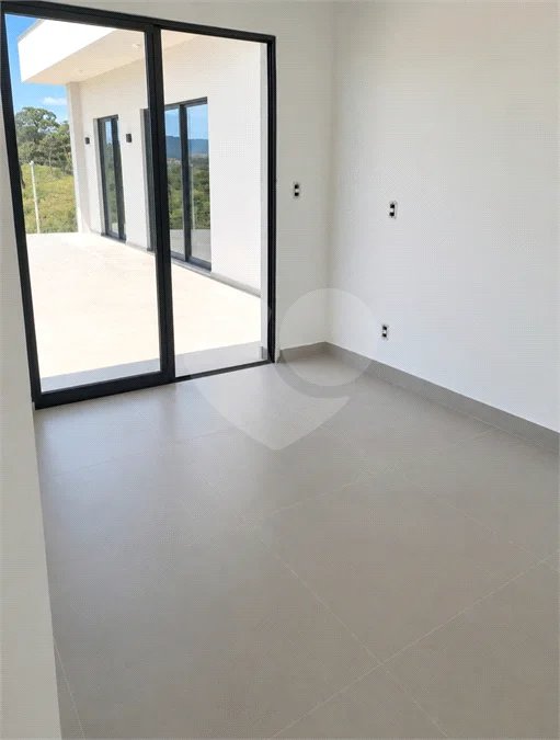 CASA CONDOMINIO QUINTA DOS LAGOS - PARAIBUNA SP