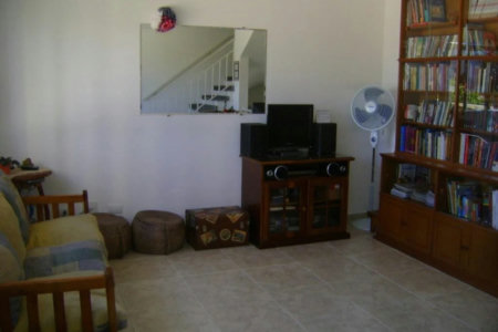 Casa à venda com 3 quartos, sendo 1 suíte, no condomínio Res Green Ville, São Paulo - SP