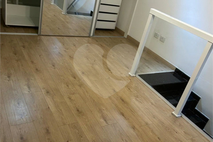 Casa à venda ou para alugar com 3 quartos, sendo 2 suítes,  no condomínio Residencial Erika, São Paulo - SP