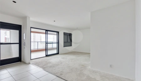 Apartamento à venda com 2 suítes em Santo Amaro, São Paulo, SP