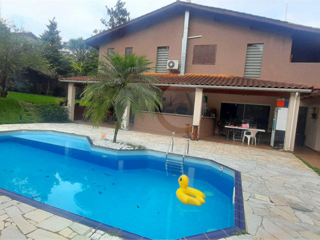 Casa à venda com 3 suítes no condomínio Chacarás Bela Vista, Mairiporã - SP
