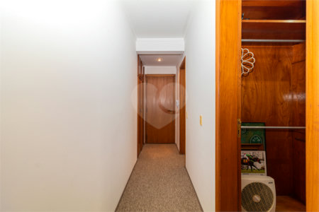 Apartamento à venda com 4 quartos, sendo 2 suítes, em Campo Belo, São Paulo, SP
