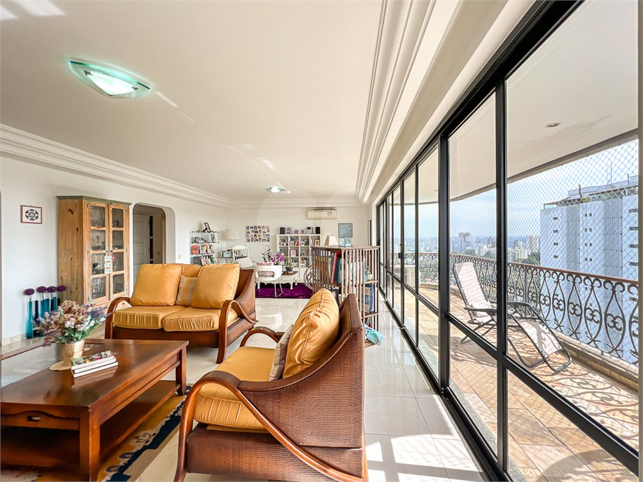 Apartamento à venda ou para alugar com 4 suítes em Alto da Boa Vista, São Paulo, SP