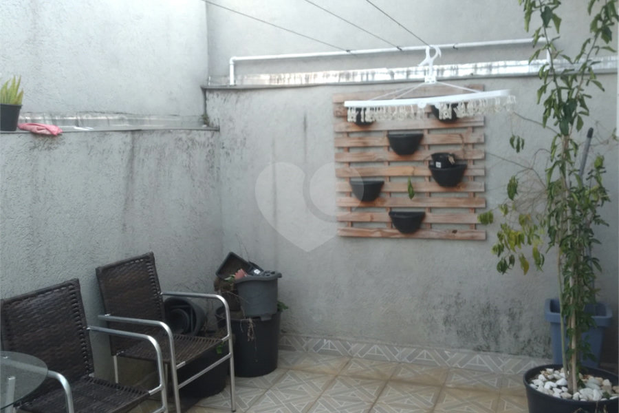 Sobrado à venda com 6 quartos, sendo 1 suíte, em Vila Sabrina, São Paulo, SP