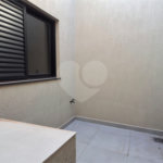Casa à venda com 3 quartos, sendo 1 suíte, no condomínio Horto Florestal 1, Sorocaba - SP