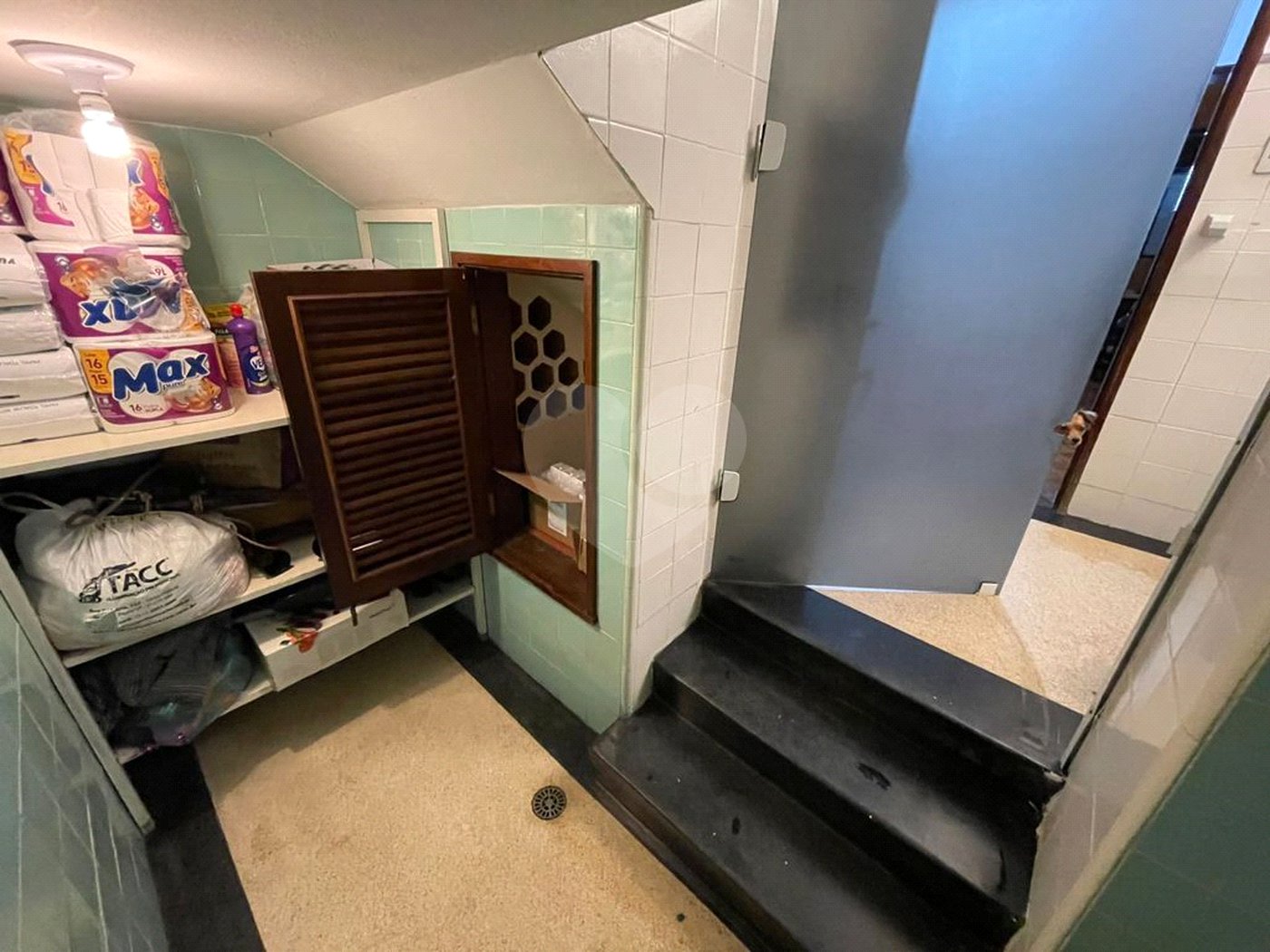 Casa à venda com 3 quartos, sendo 1 suíte, em Vila Mariana, São Paulo, SP