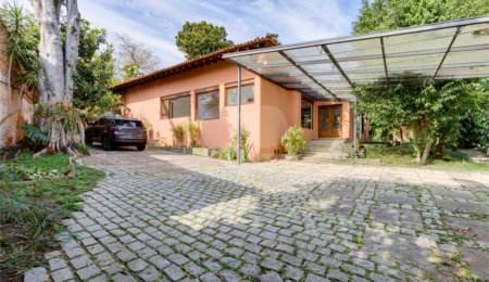 Casa Térrea à venda com 3 quartos, sendo 1 suíte,  em Jardim Petrópolis, São Paulo, SP