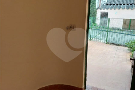 Sobrado à venda com 3 quartos em Vila Gumercindo, São Paulo, SP
