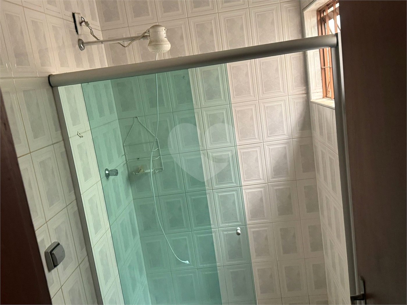 Casa à venda com 4 quartos, sendo 1 suíte, em Vila Santana, Sorocaba, SP