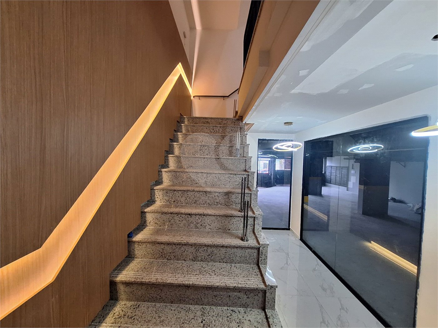 Casa à venda com 3 quartos, sendo 1 suíte, em Vila Mazzei, São Paulo, SP