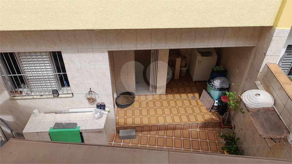 Sobrado à venda com 3 quartos, sendo 1 suíte, em Vila Nivi, São Paulo, SP