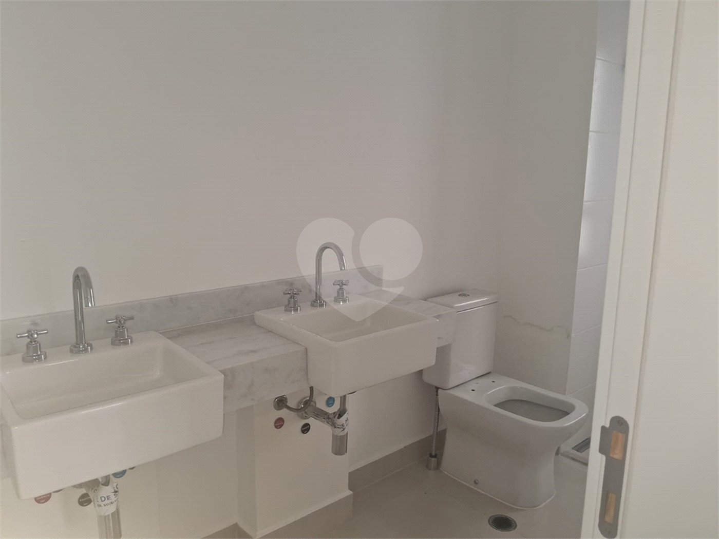 Apartamento à venda com 2 suítes em Alto da Lapa, São Paulo, SP