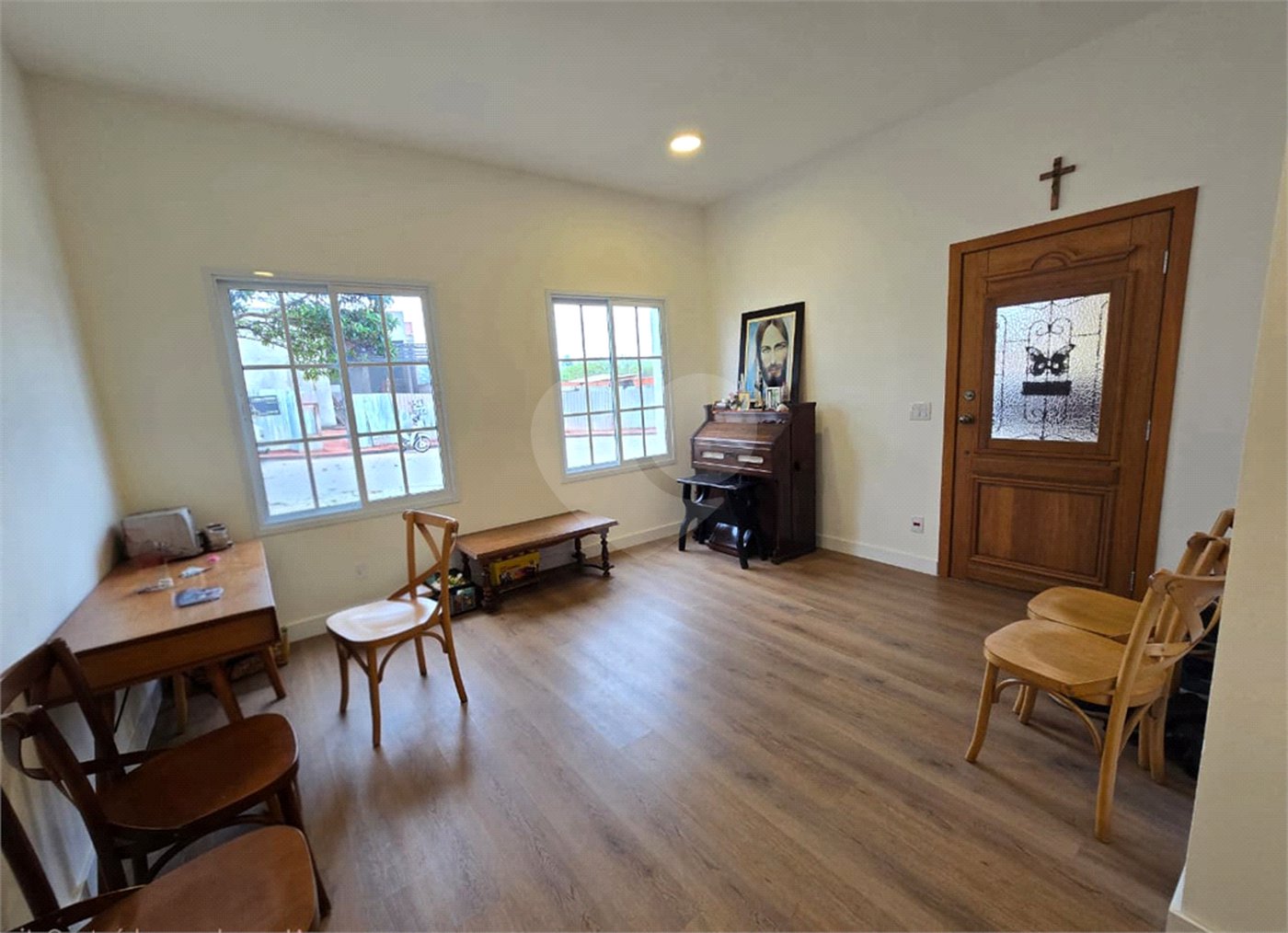 Casa à venda com 3 quartos, sendo 1 suíte,  no condomínio Golden Ville, Itapetininga - SP