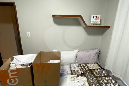 Casa Térrea à venda com 3 quartos, sendo 2 suítes, em Campo Grande, Rio de Janeiro, RJ