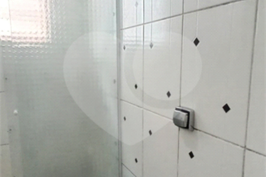 Sobrado à venda com 3 quartos, sendo 1 suíte,  em Tremembé, São Paulo, SP