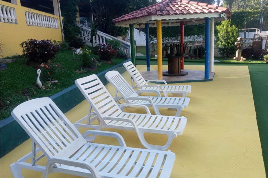 Chácara à venda com 3 quartos em Lavras, Mairiporã, SP
