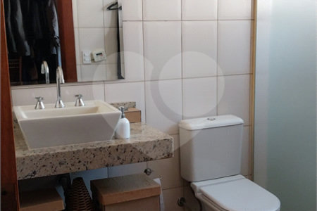 Casa Térrea à venda com 4 quartos, sendo 1 suíte,  em Parque dos Lagos, Mogi das Cruzes, SP
