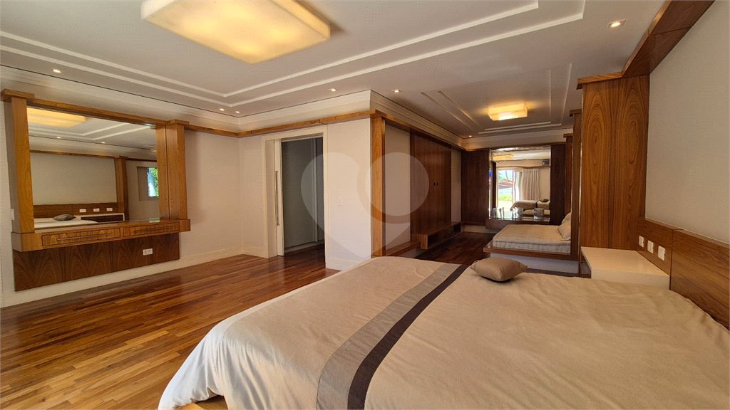 Casa à venda com 5 suítes no condomínio Lago Azul 1, Araçoiaba da Serra - SP